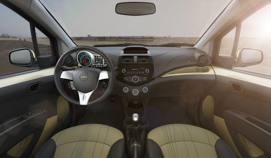  Chevrolet Spark 2013 года  (фото 54 из 204)